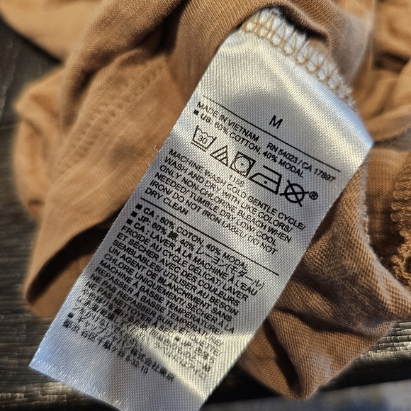 Banana Republic Malibu Tee | Women's Medium - Picture 3 of 5